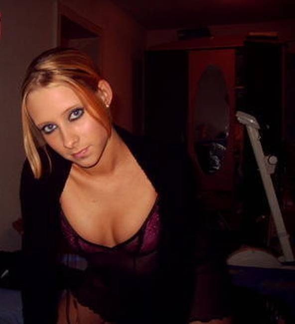Exposed slut #5wmE1YIX
