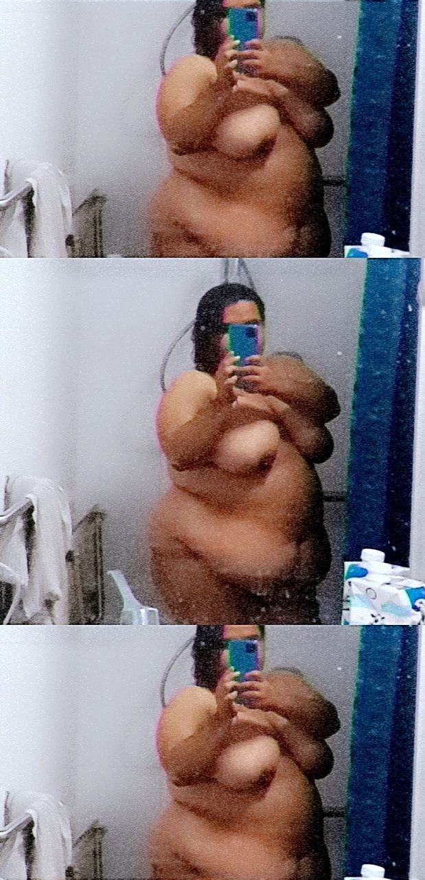 Would you pay to watch her fuck herself? #OlTg9MHH