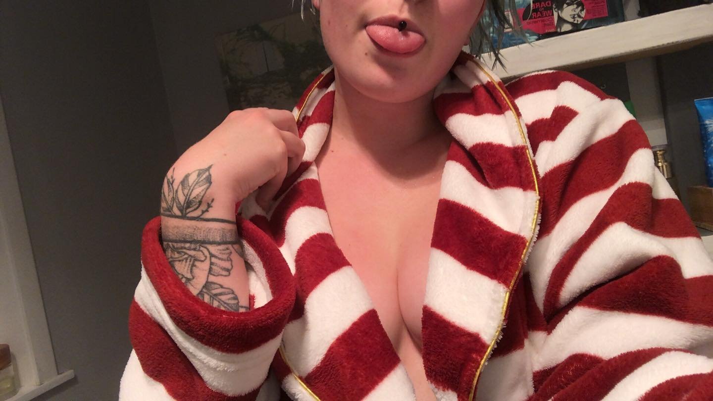 Emma wants to be a webslut #CsGtZw7y