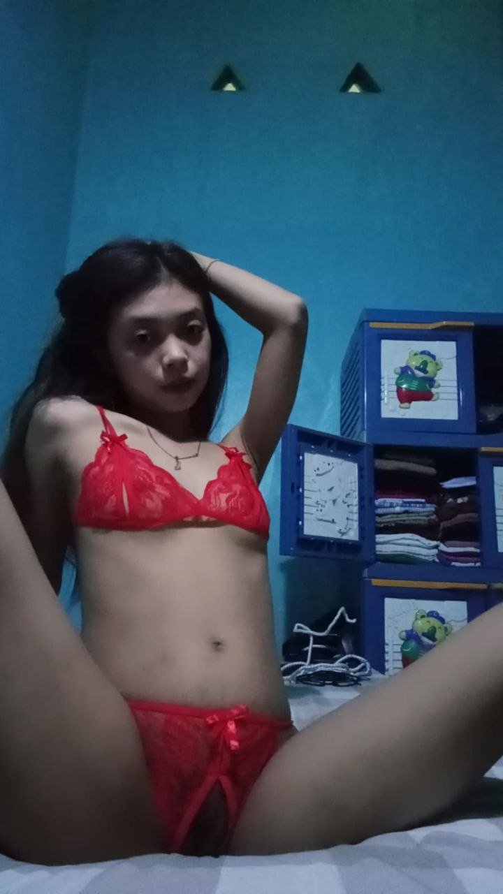 SHENA #POFLi0bz